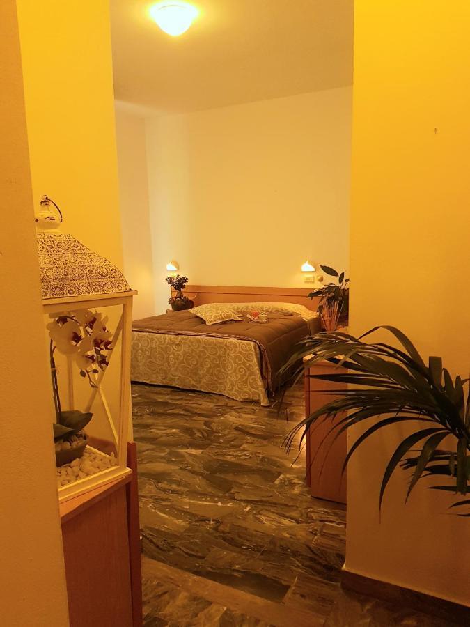 Hotel Romantica ริมินี ภายนอก รูปภาพ