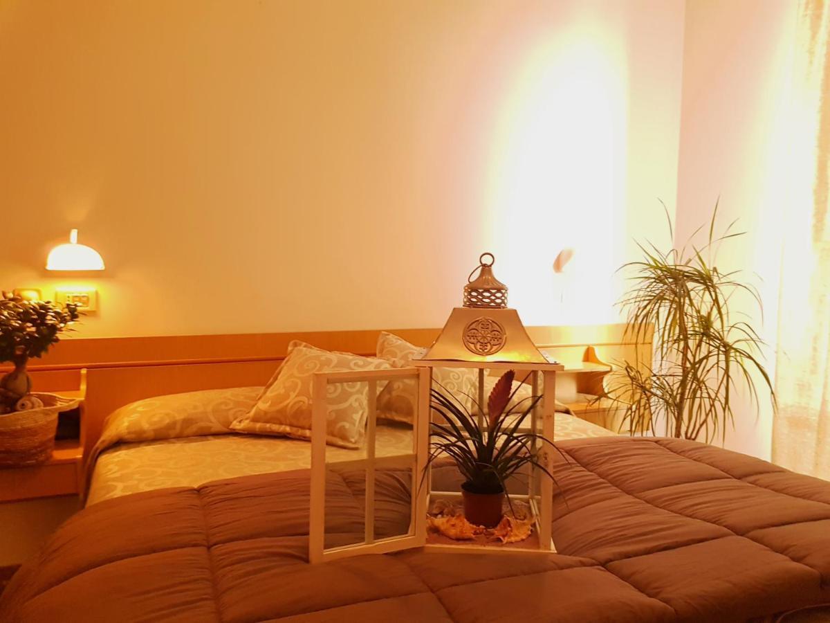 Hotel Romantica ริมินี ภายนอก รูปภาพ